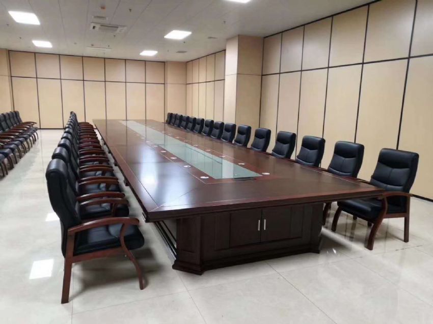 點擊查看詳細(xì)信息<br>標(biāo)題：會議桌系列案例 閱讀次數(shù)：1060